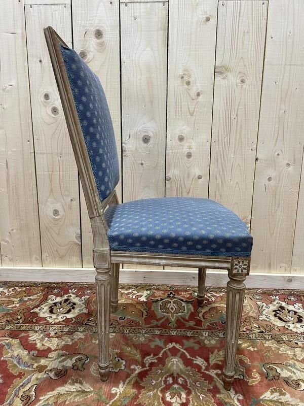 Suite De 8 Chaises De Style Louis XVI Patinées photo 1260.0