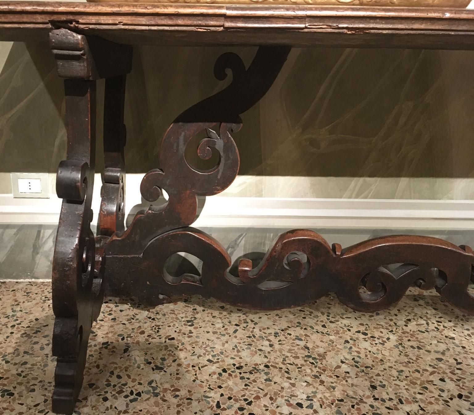 1650 Italy Solid Baroque Walnut Dining Table Or Console photo 186969.0
