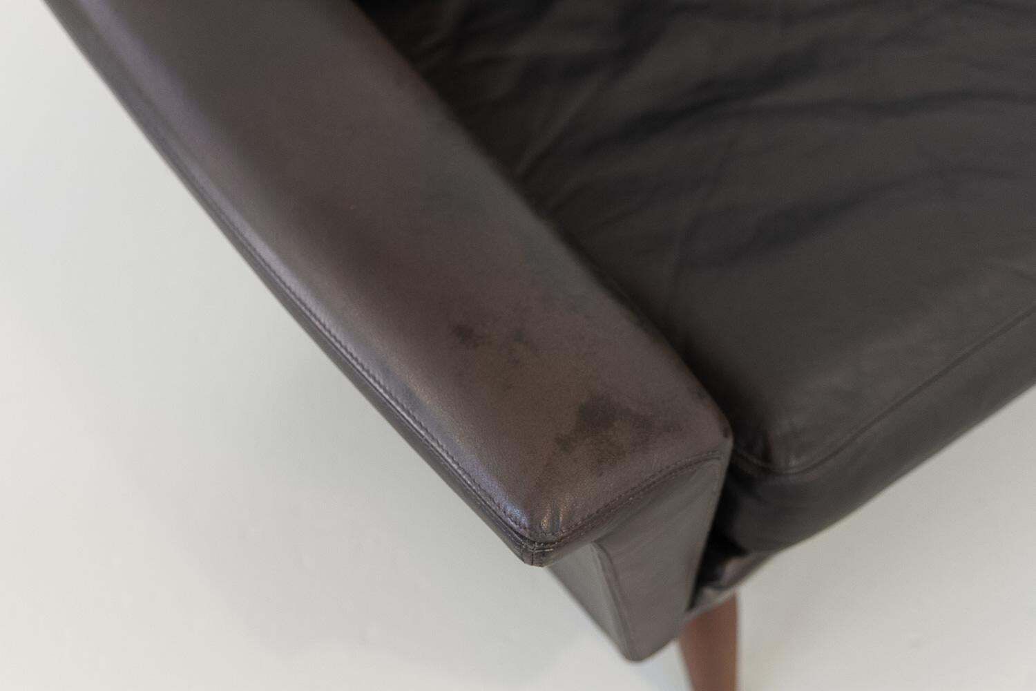 photo furniture Mid Century Danish Black Leather Lounge Chairs By Thams, 1960s. Set Of 2.