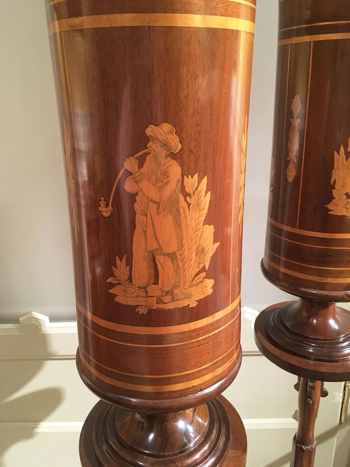 Early 19th Century  Venezia Pair Of Inlaid Walnut Tobacco Boxes On Stands photo vinterior