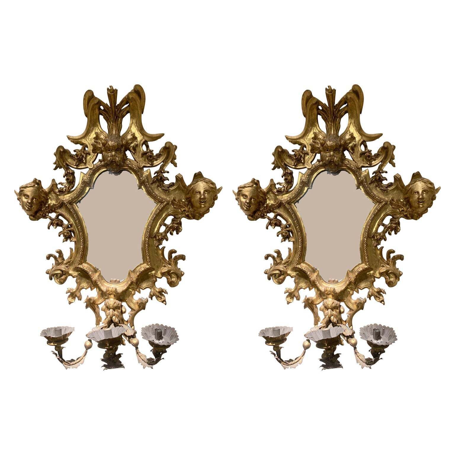 Early 18th Century Italy Pair Of Engraved Gilded Wall Mirrors 3 Candles Holder