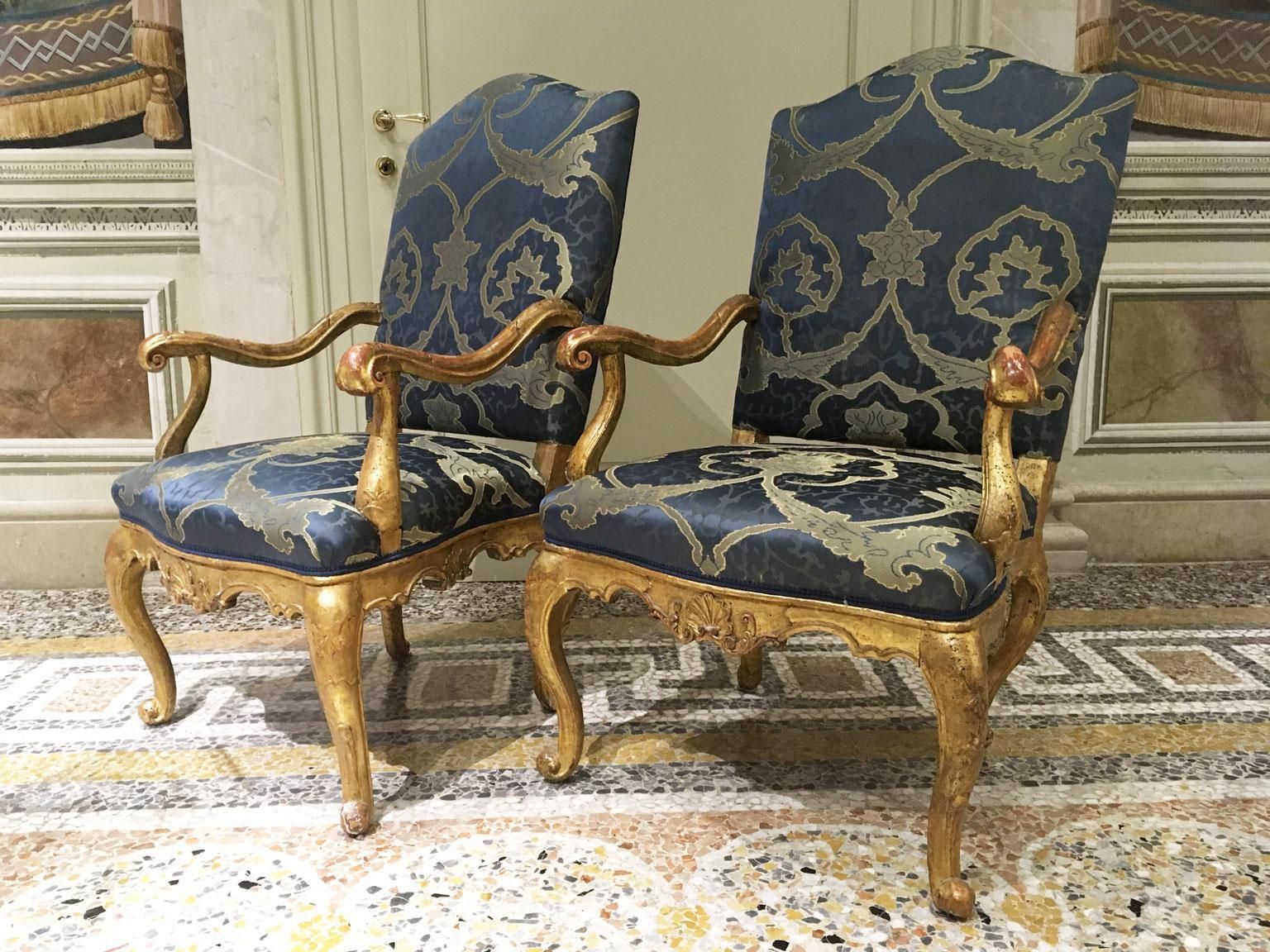 Furniture 1750 Venezia Italy Pair Of Rococo Carved Giltwood Armchairs photo