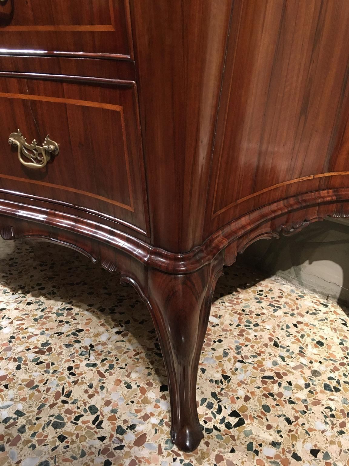 photo vintage 18th Century Venezia Italy Baroque Carved And Inlaid Walnut Chest Of Drawers