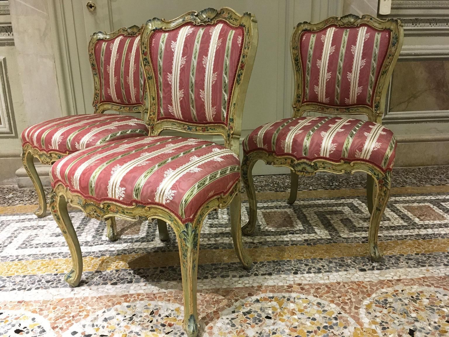 1750 Venezia Italy Set 3 Green Lacquered Wooden Engraved Chairs With Flowers photo buy