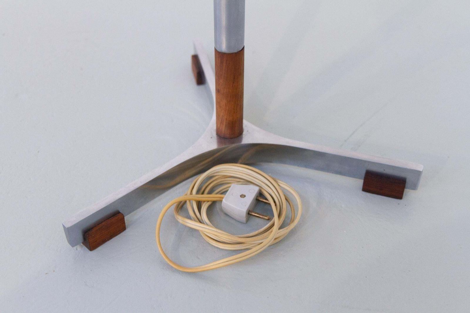 photo vinterior Vintage Danish Monolit Floor Lamp By Jo Hammerborg For Fog & Mørup, 1960s