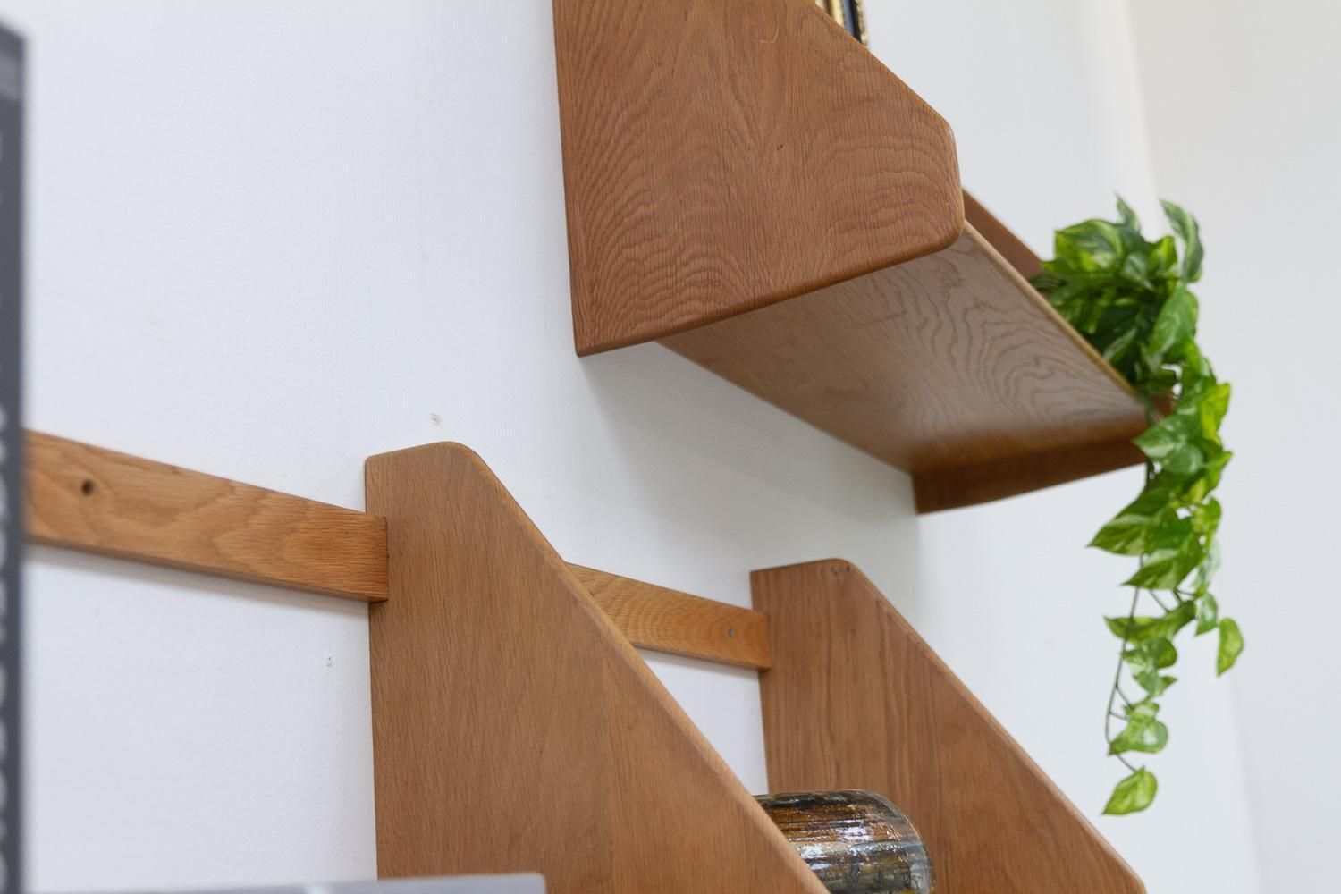 photo vintage Danish Oak Shelves By Hans J. Wegner For Ry Møbler, 1950s. Set Of 2.