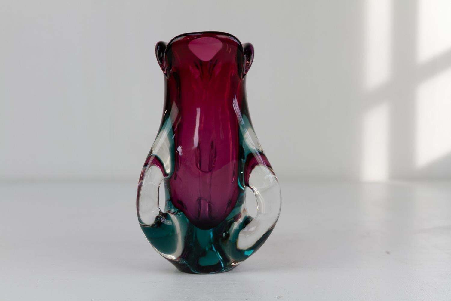 Italian Mid Century Modern Purple And Green Murano Glass Vase, 1960s. photo vinterior