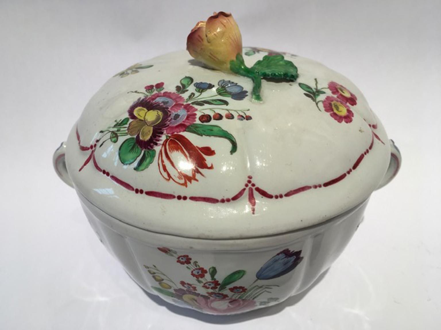 Italy 18th Century Richard Ginori Porcelain Covered Cup Or Sugar Bowl photo for sale