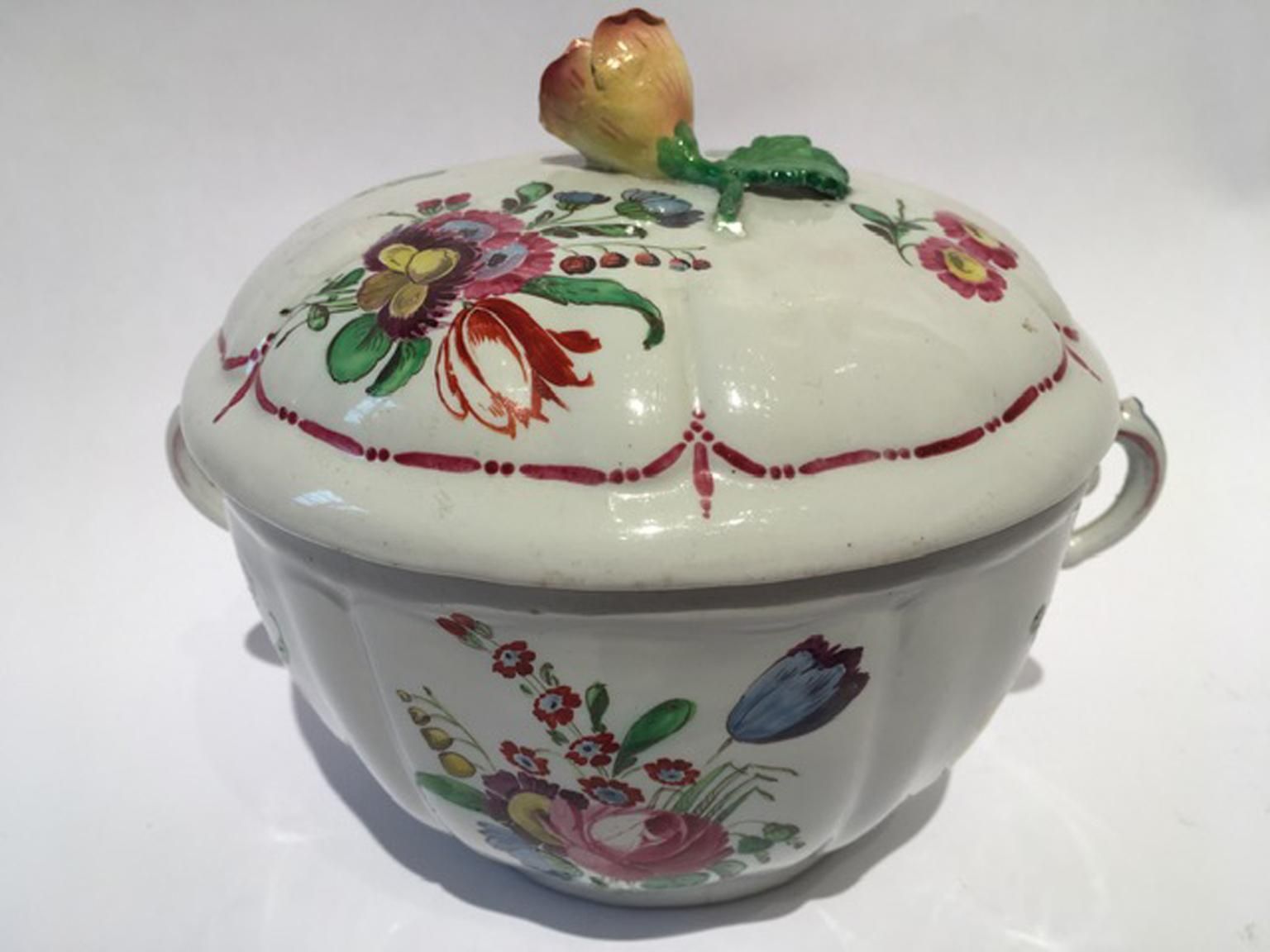 Home Decor Italy 18th Century Richard Ginori Porcelain Covered Cup Or Sugar Bowl photo
