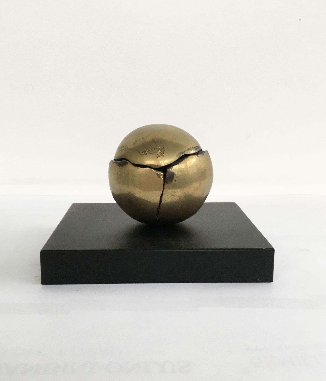 1980 Italy Bronze Abstract Kinetic Sculpture Franco Zazzeri Sfera Stratificata photo vinterior