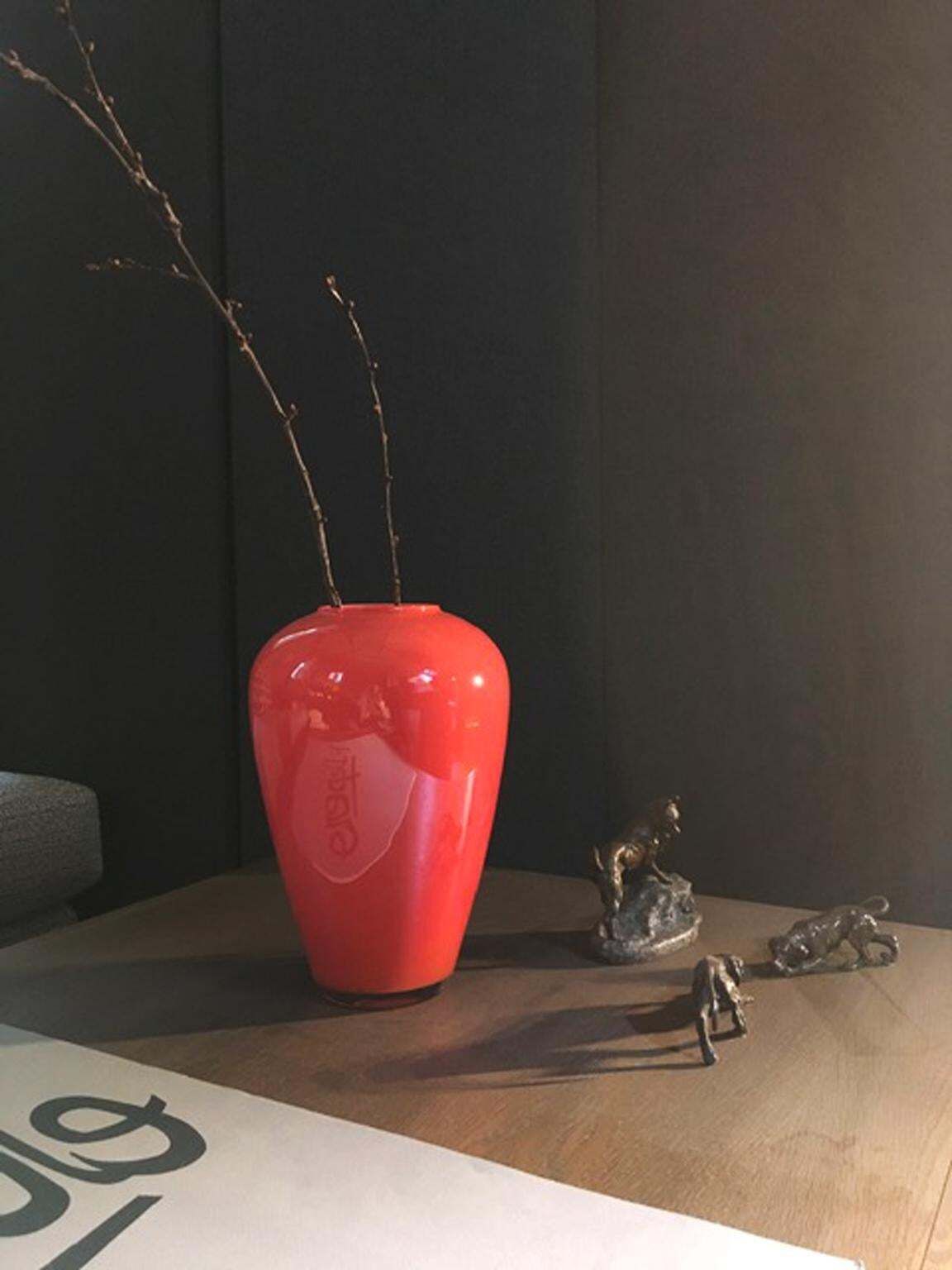 photo vinterior Italy 1990  Post Modern Orange Murano Glass Vase