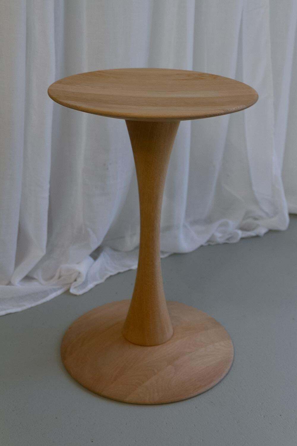 Danish Modern Oak Side Table "Trisse" By Nanna Ditzel, 2010s. photo vinterior