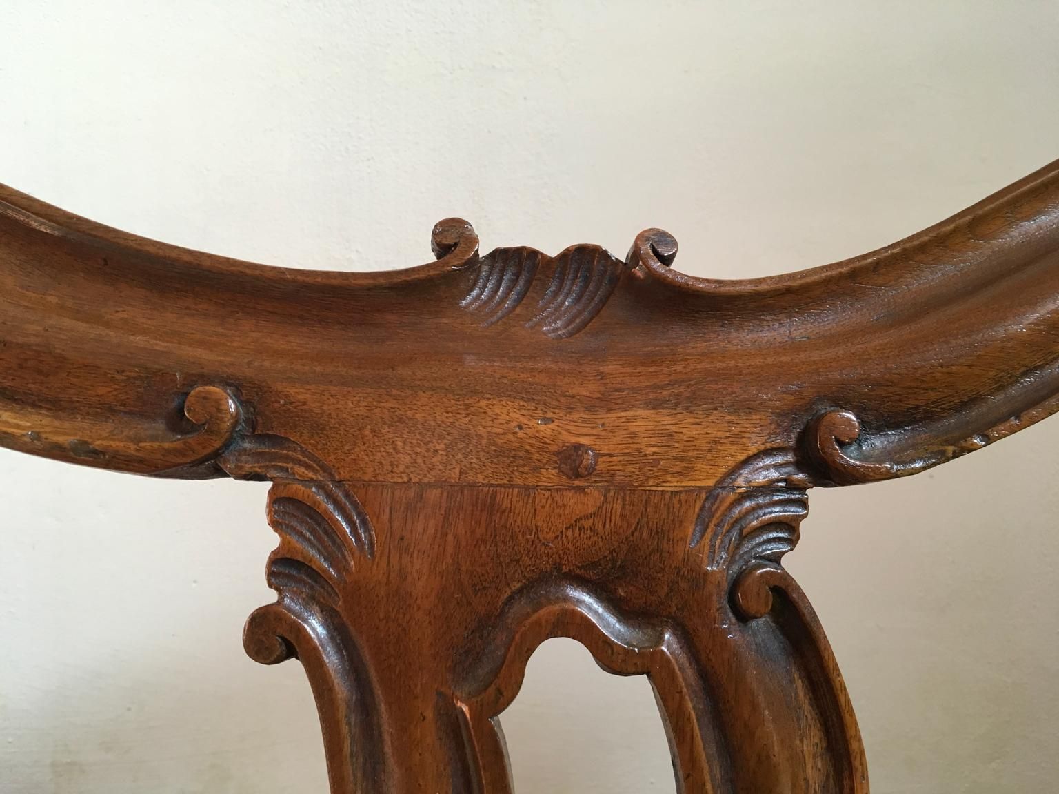 photo for sale Italy Venezia Mid 18th Century Baroque Wooden Sofa