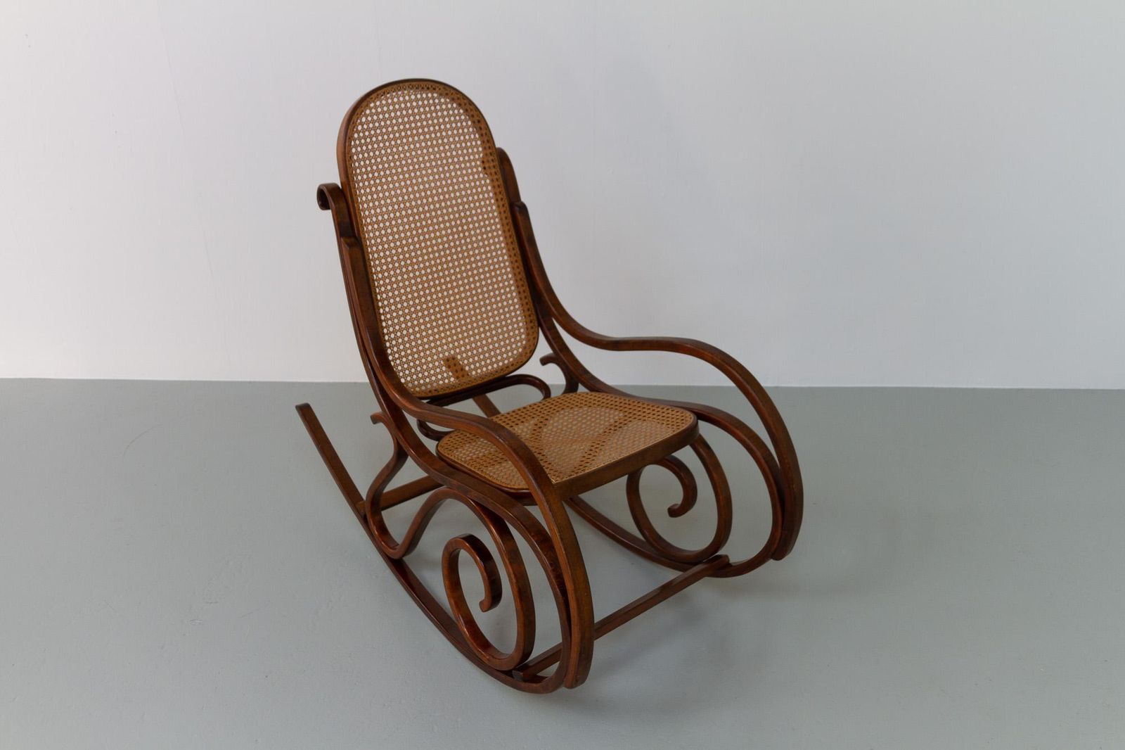 Vintage Brown Bentwood Rocking Chair, 1950s photo Furniture