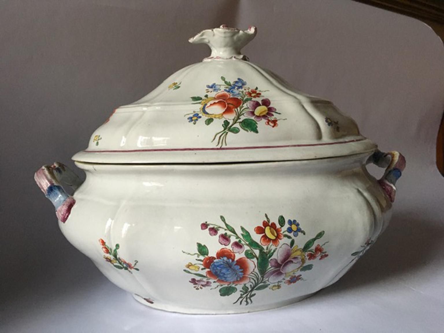 Italy Late 18th Century Porcelain Richard Ginori Doccia Soup Bowl photo for sale