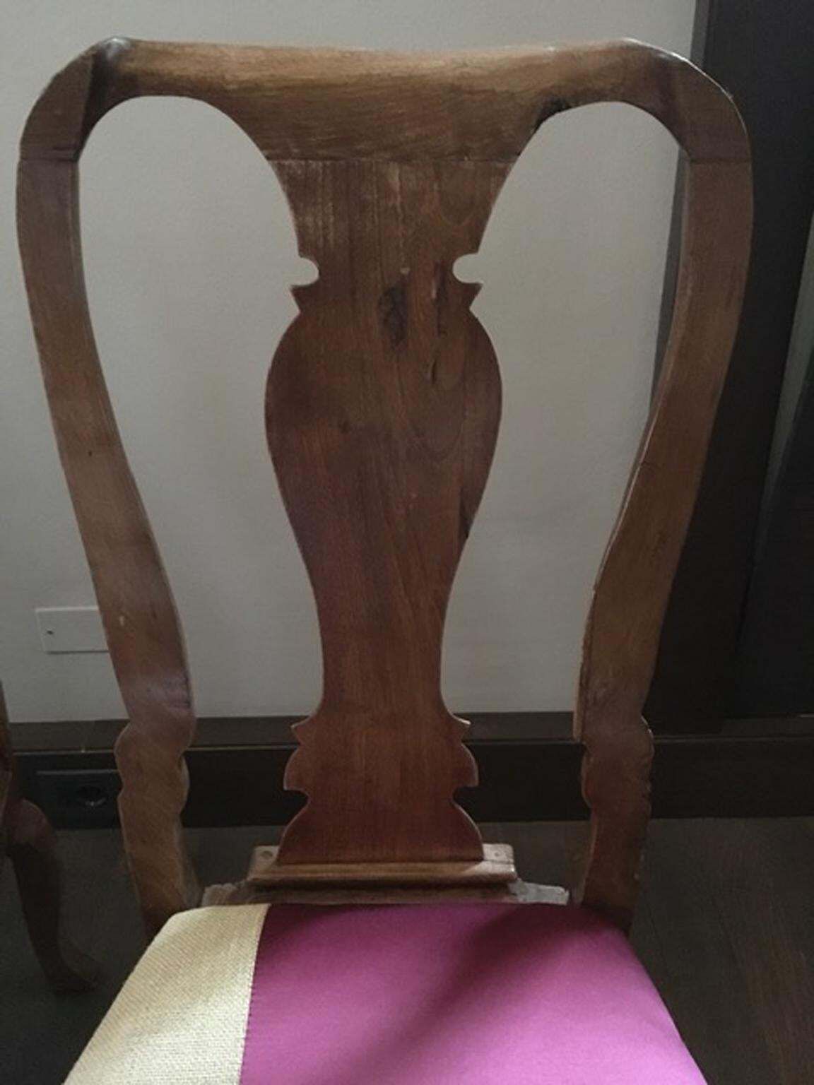 Italy Mid 18th Century Wooden Pair Of Dining Chairs Hand Carved photo 5949.0