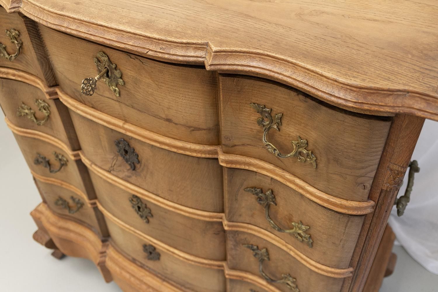 Danish Rococo Serpentine Oak Chest Of Drawers, 1780s. photo vinterior