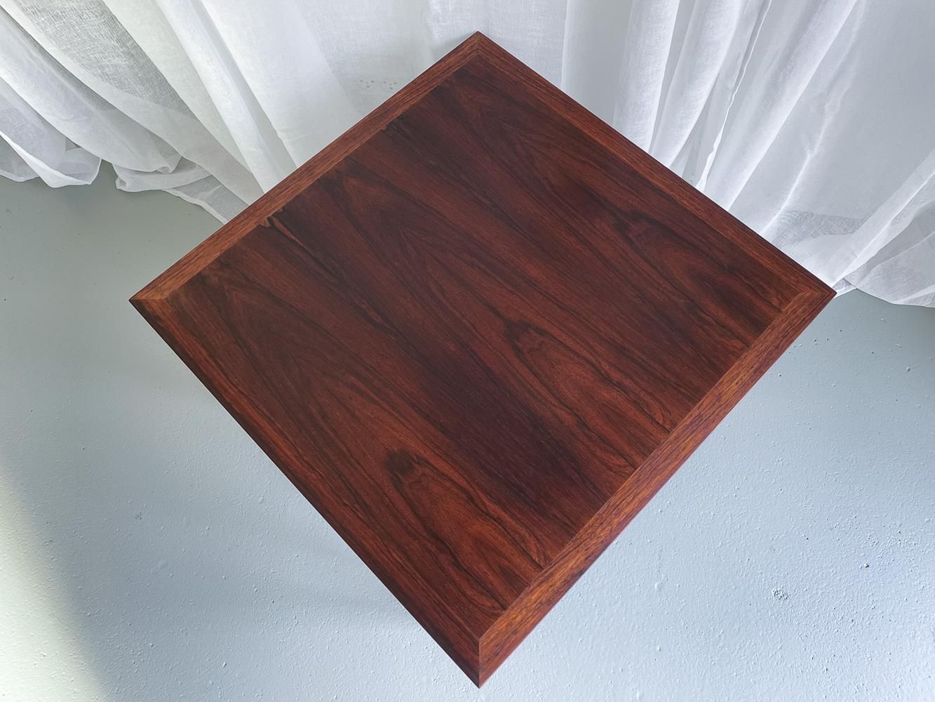 photo vintage Danish Modern Rosewood Side Table By Rud Thygesen For Heltborg Møbler, 1960s.