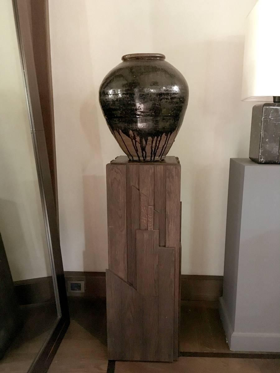 Home Decor Italy Hand Carved Oak Wood Column In Post Modern Style photo