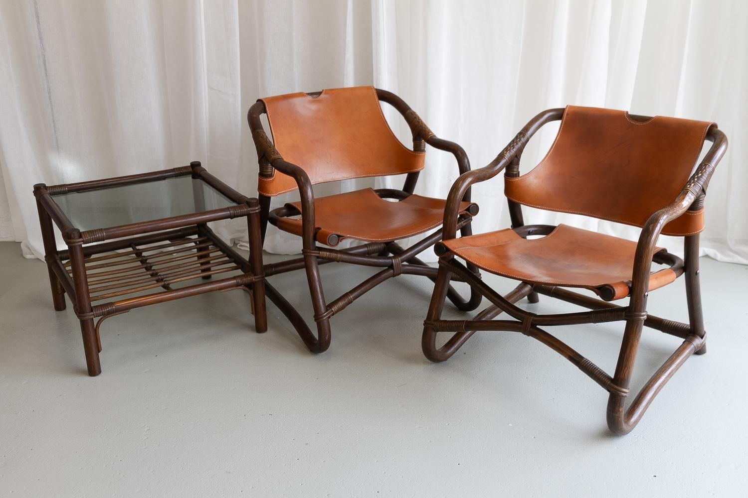 photo vintage Danish Modern Bamboo And Leather Lounge Chairs & Table By Horsnæs, 1960s.