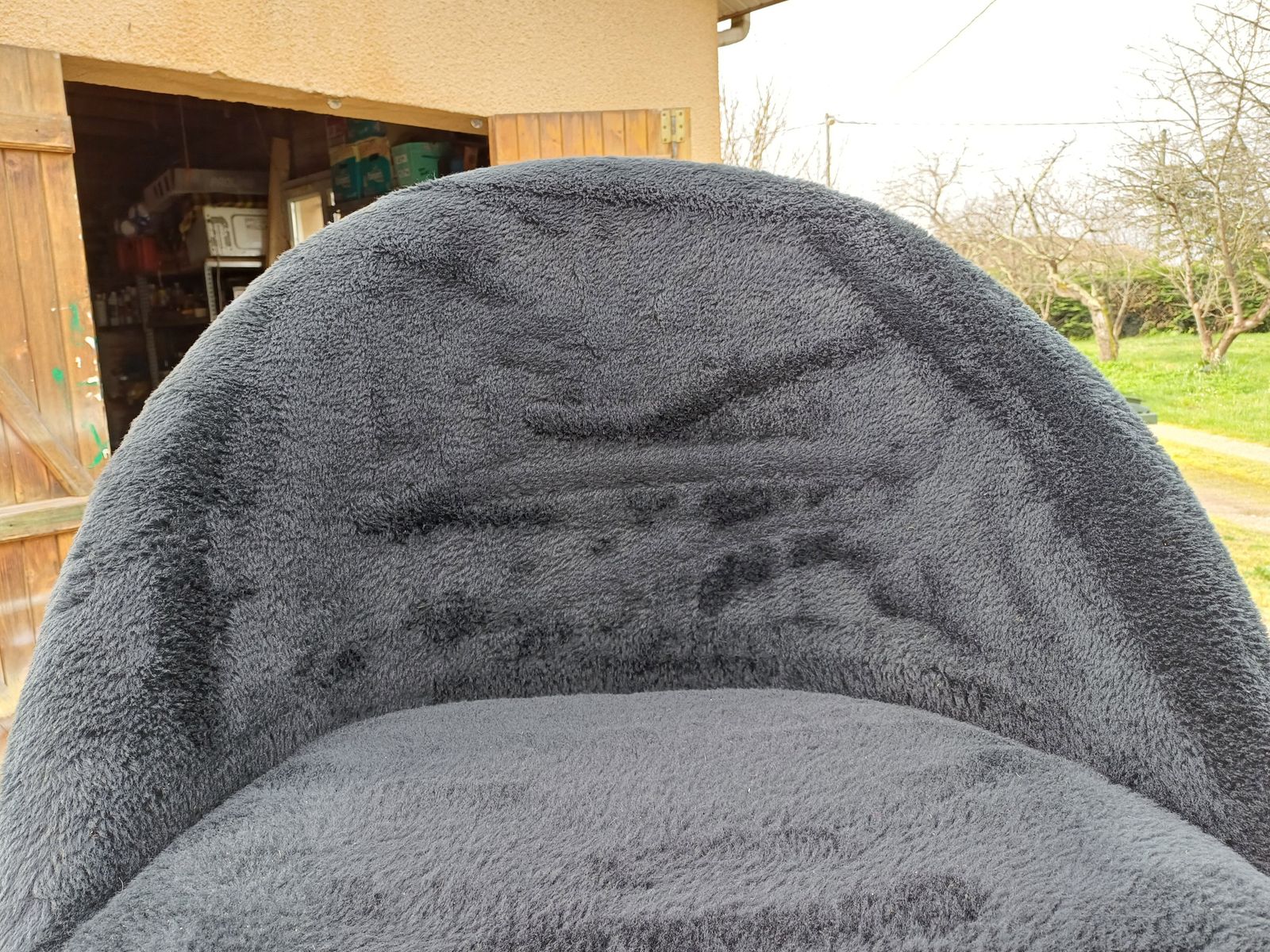 Vintage Black Sheepskin Armchair photo 123.0
