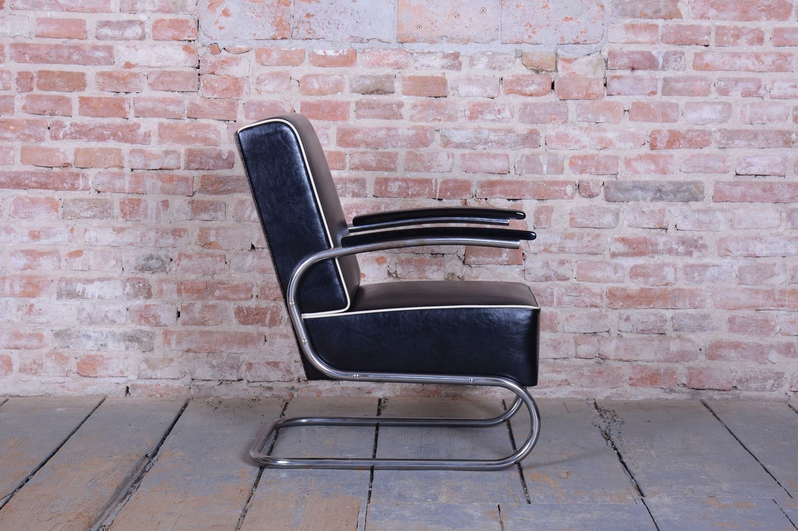 Pair Of Restored Bauhaus Armchairs, Mücke Melder, Leather, Chrome, Czech, 1930s photo buy