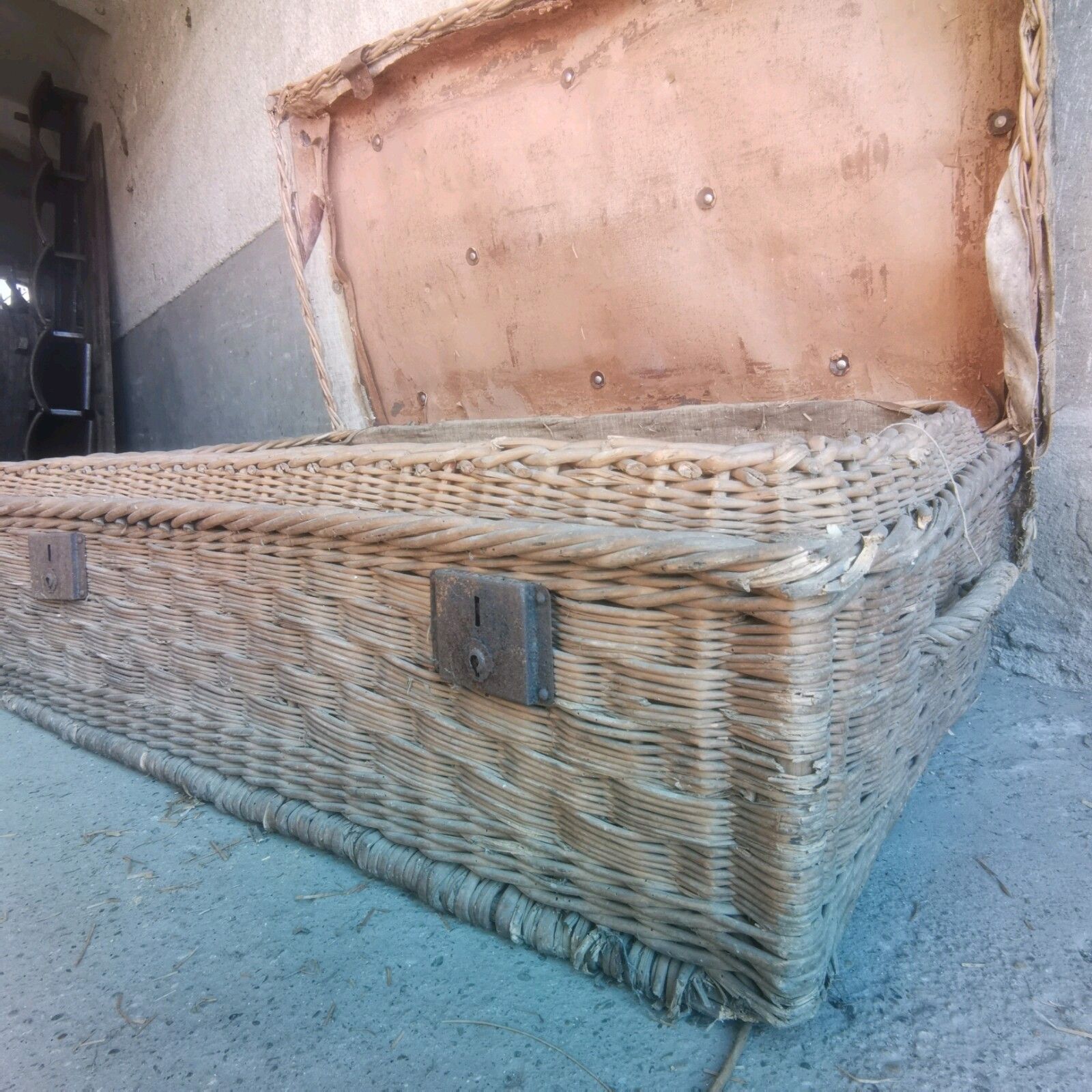Antique 1880s French Weaved Travel Trunk – Rare Rustic Basket With Hemp Cover photo buy