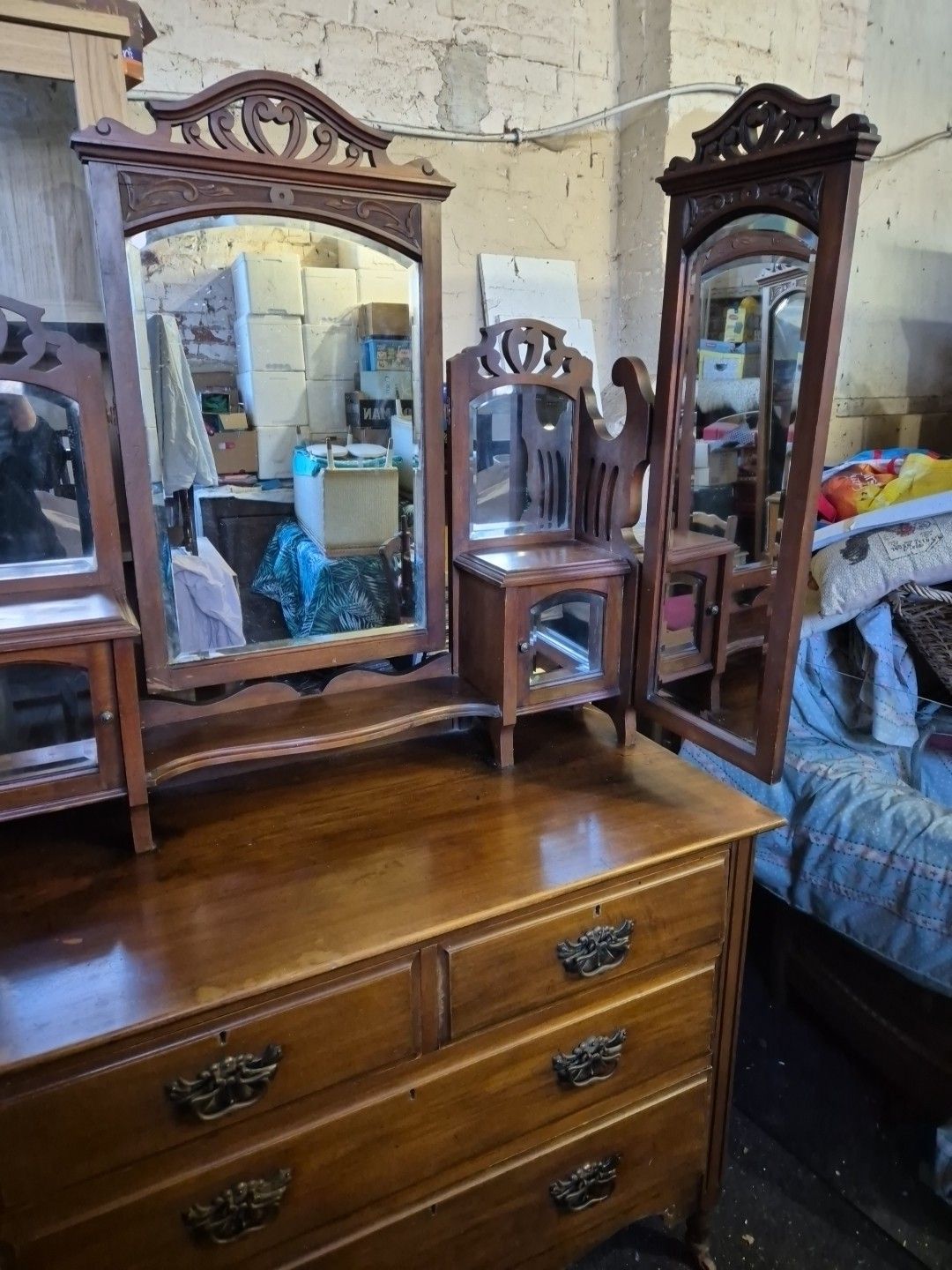 Edwardian Satin Walnut Batwing Dressing Table / Chest Of Drawers & 7 Mirrors photo for sale