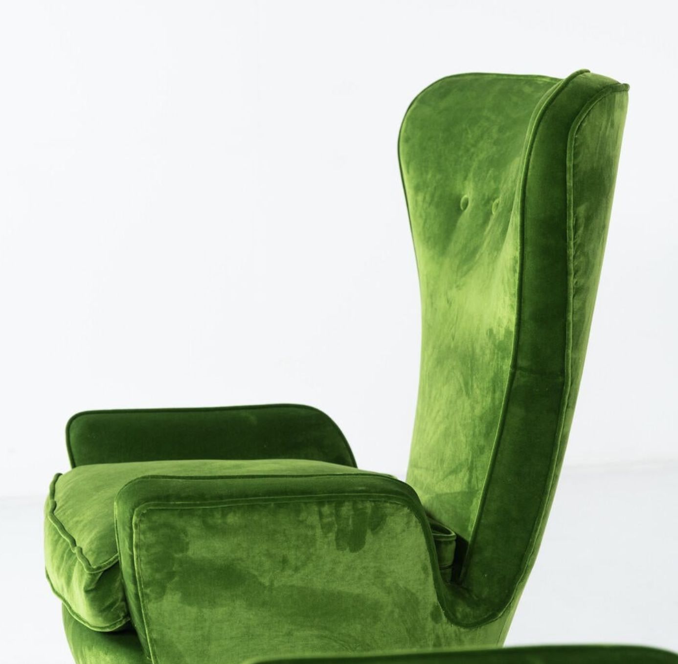 photo buy Modern Pair Of Armchairs By Emilia Sala And Giorgio Madini – New Upholstery