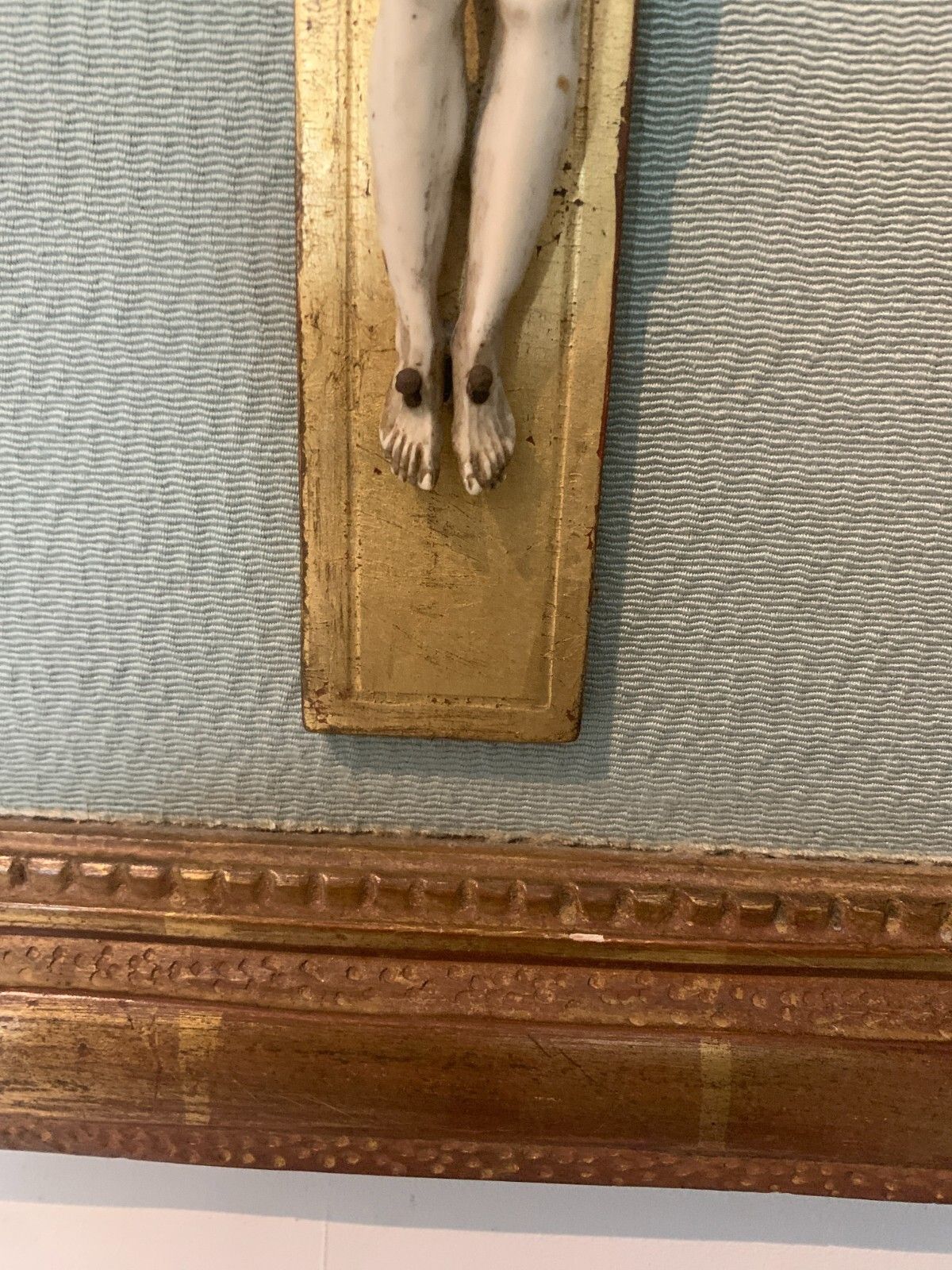 Crucifix On A Wooden Frame And Gilded Stucco Object Of Worship 19th Century photo vinterior