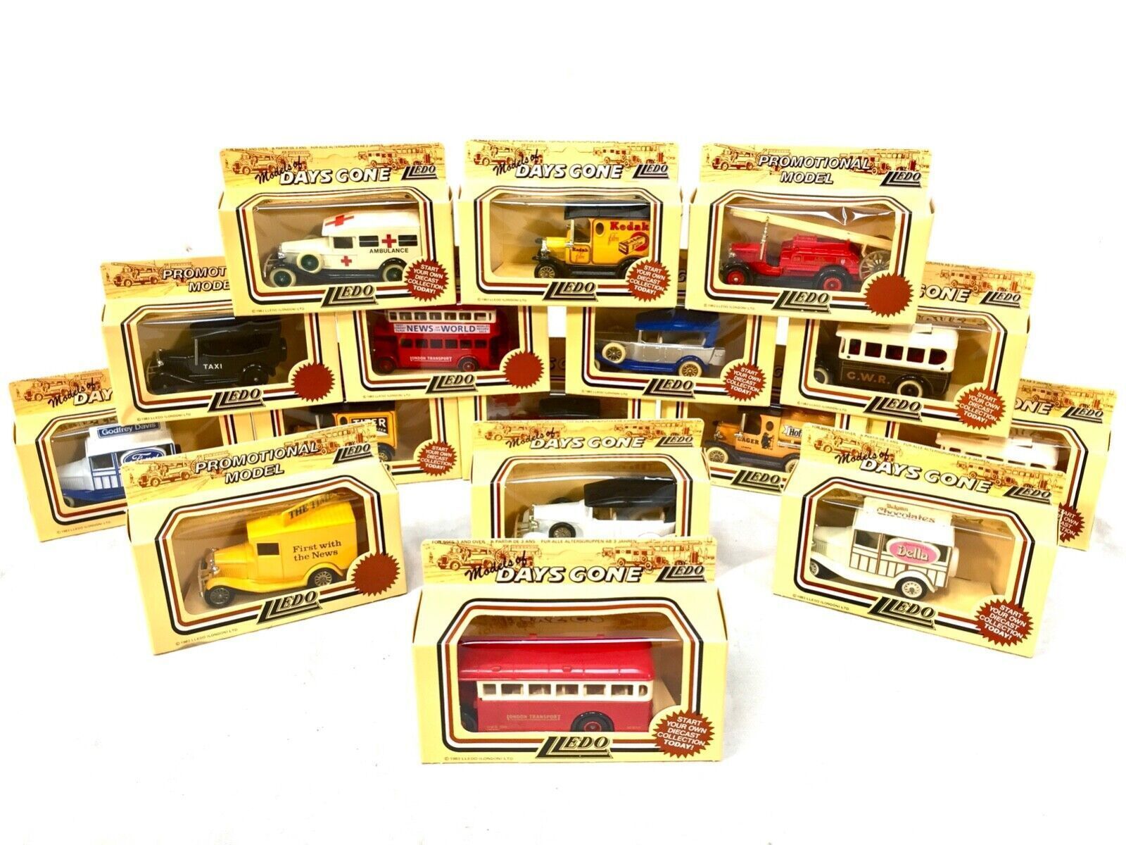 Vintage Set Of Day Gone By Lledo Collection Of 16 X Models / Boxed / 1980s