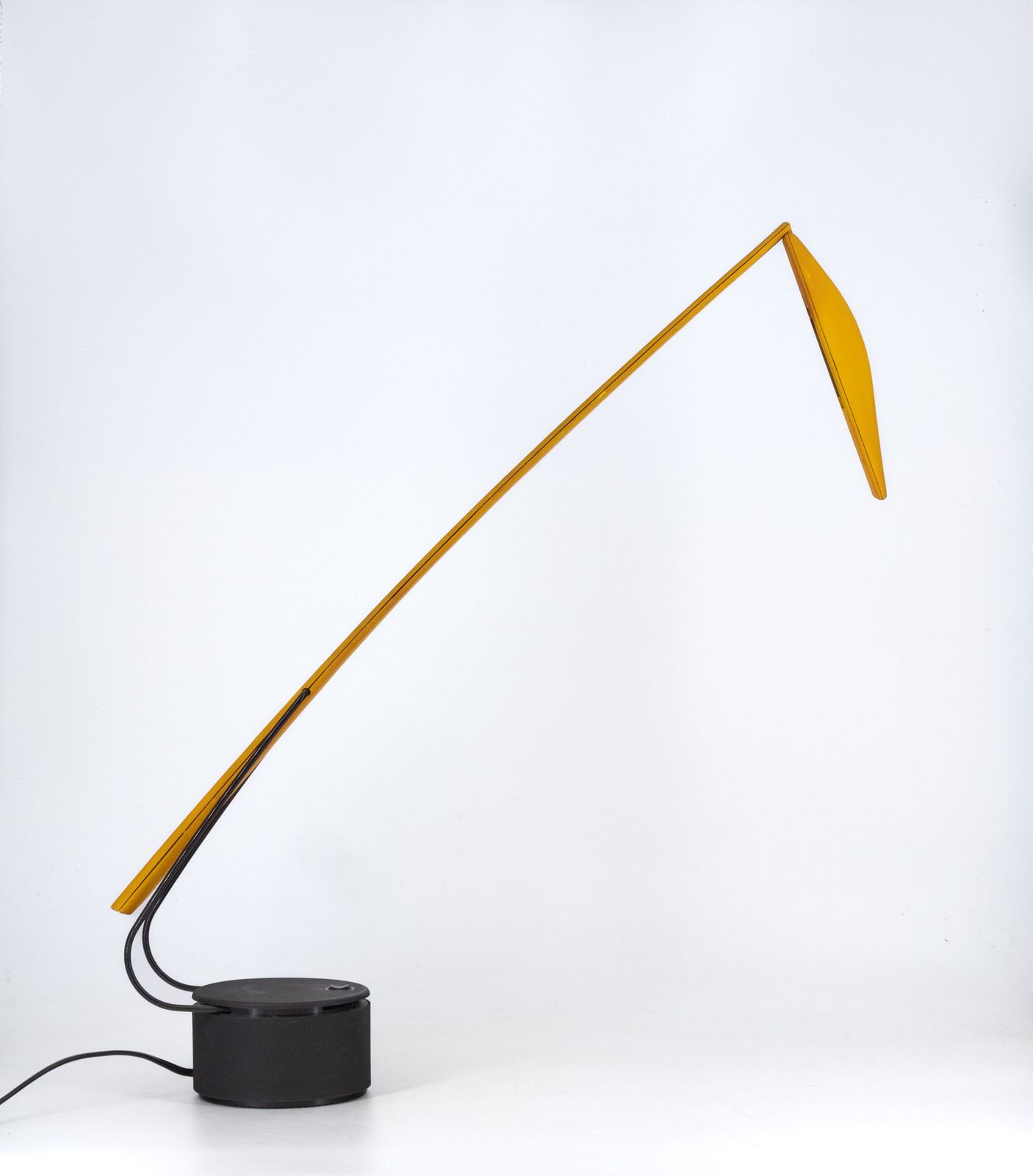 1980s Postmodern Dove Table Lamp By Mario Barbaglia & Marco Colombo For Paf Studio Milano photo furniture