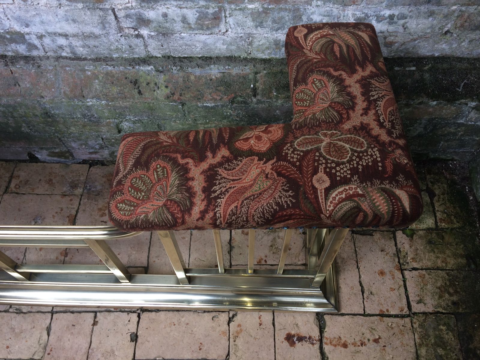 Antique Brass Club Fire Fender Seat photo 1800.0