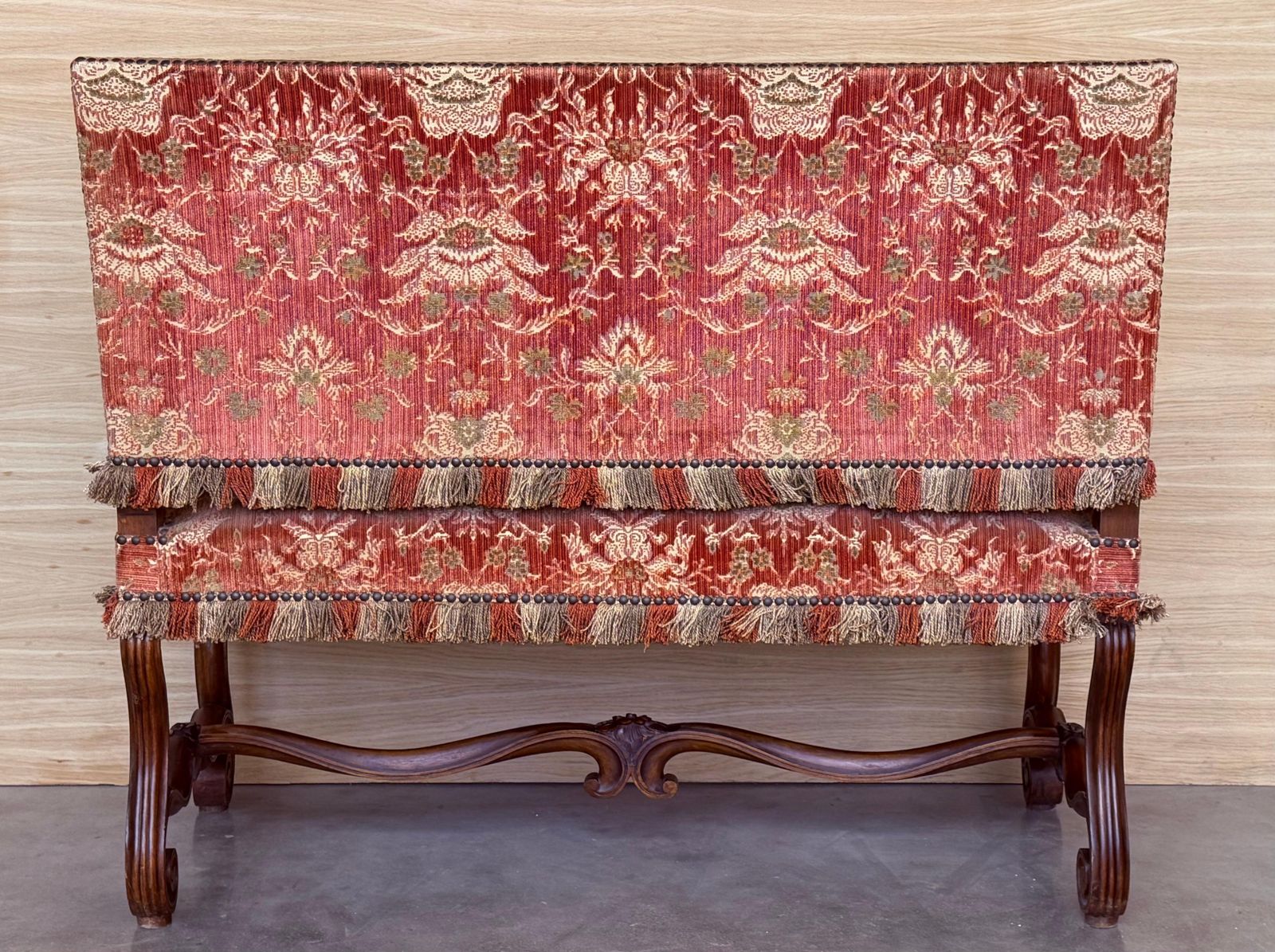 Spanish Damask Velvet Bench With Back And Walnut Carved Legs photo vinterior