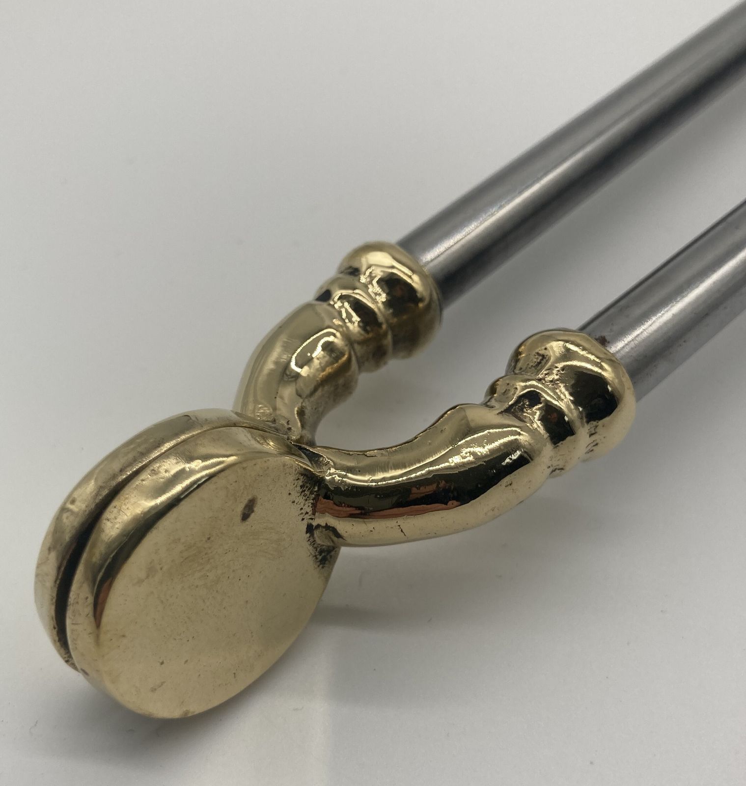 A Set Of Steel And Brass Victorian Fire Irons photo Home Fixtures