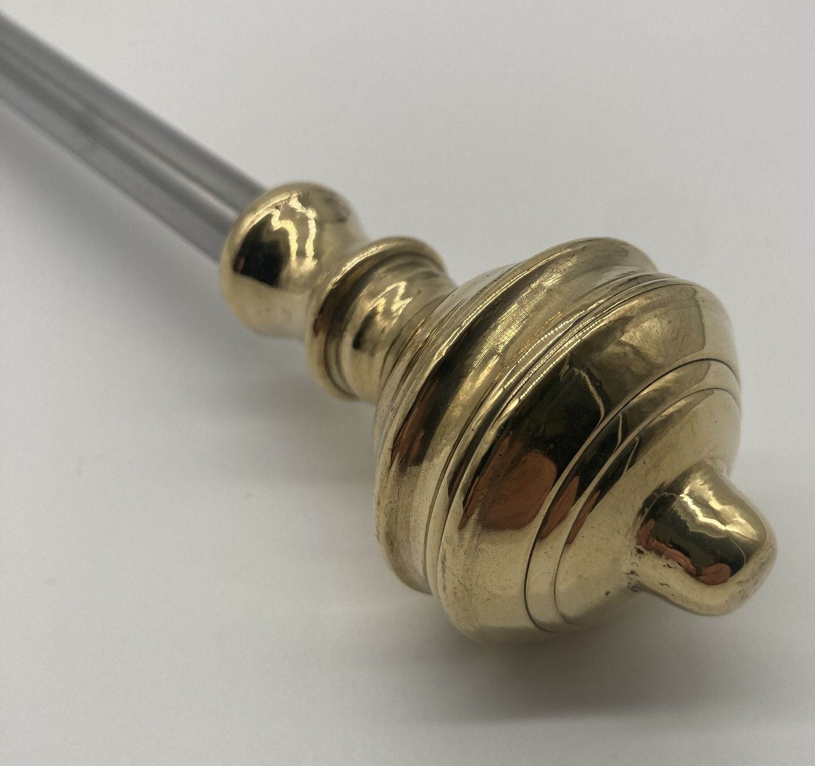 A Set Of Steel And Brass Victorian Fire Irons photo 650.0