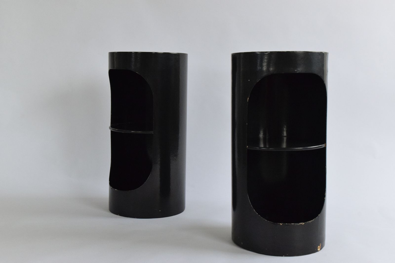 Vintage Black Tomotom Cardboard Side Table By Bernard Holdaway For Hull Traders Furniture photo 515.0