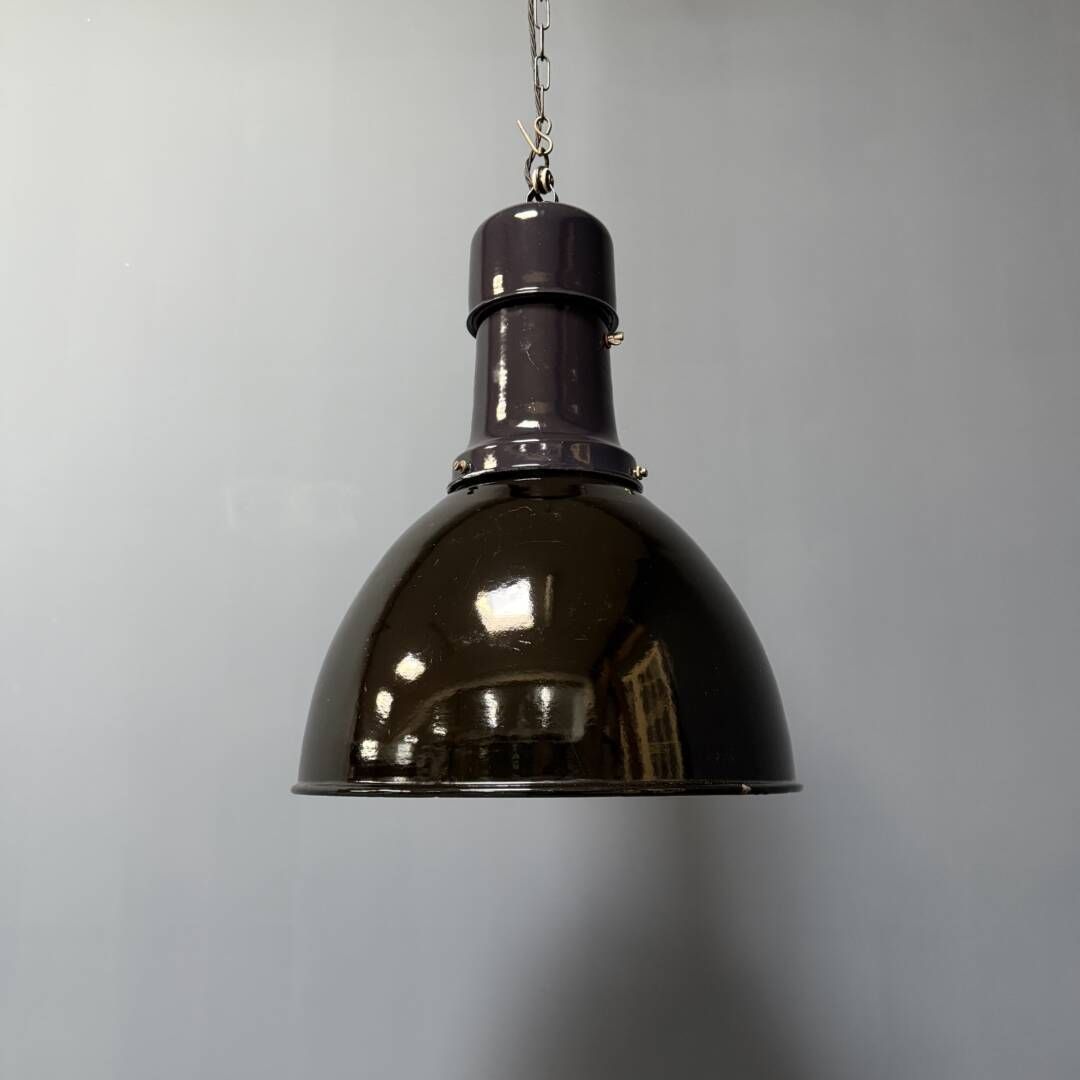 Grote Zwarte Emaille Bauhaus Fabriekslamp photo vintage