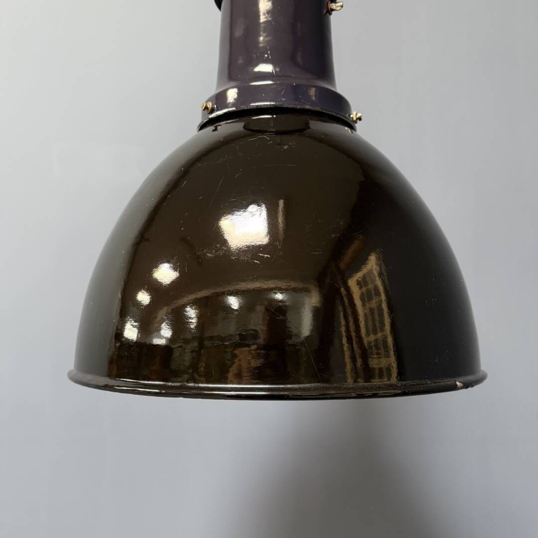 205.0 Grote Zwarte Emaille Bauhaus Fabriekslamp photo