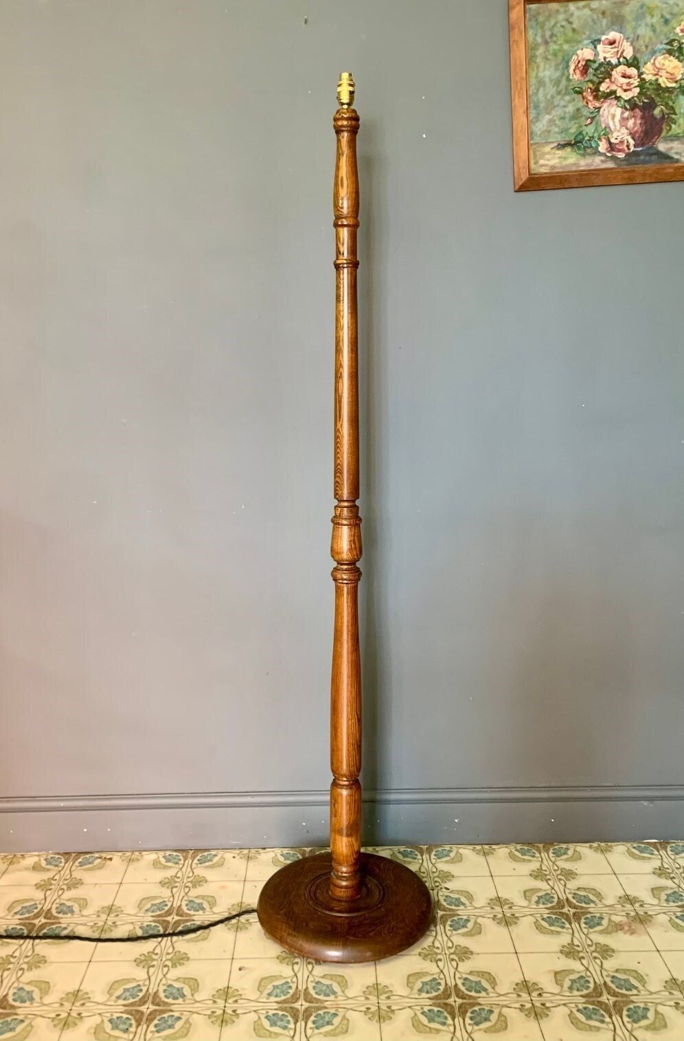 Vintage Wooden Turned Floor / Standard Lamp