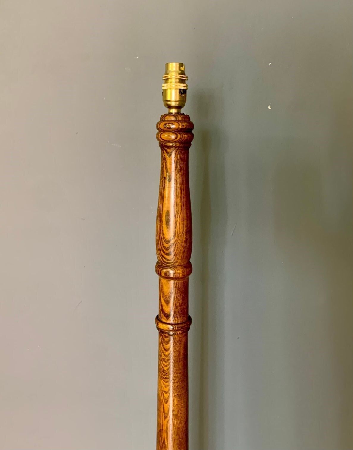 Vintage Wooden Turned Floor / Standard Lamp photo Lighting