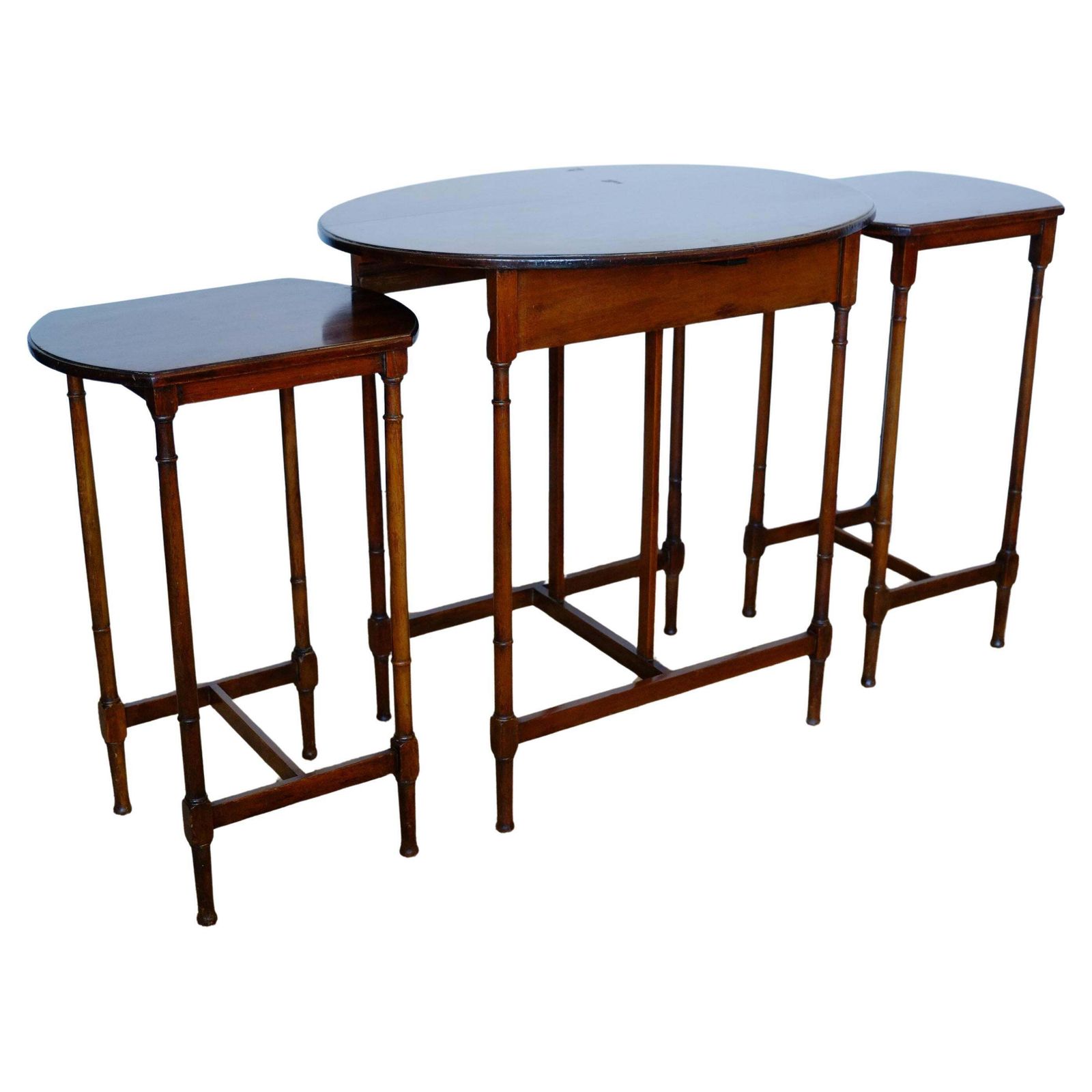 A Tall Set Of 3 Antique Mahogany Oval Nesting Tables. England C.1900
