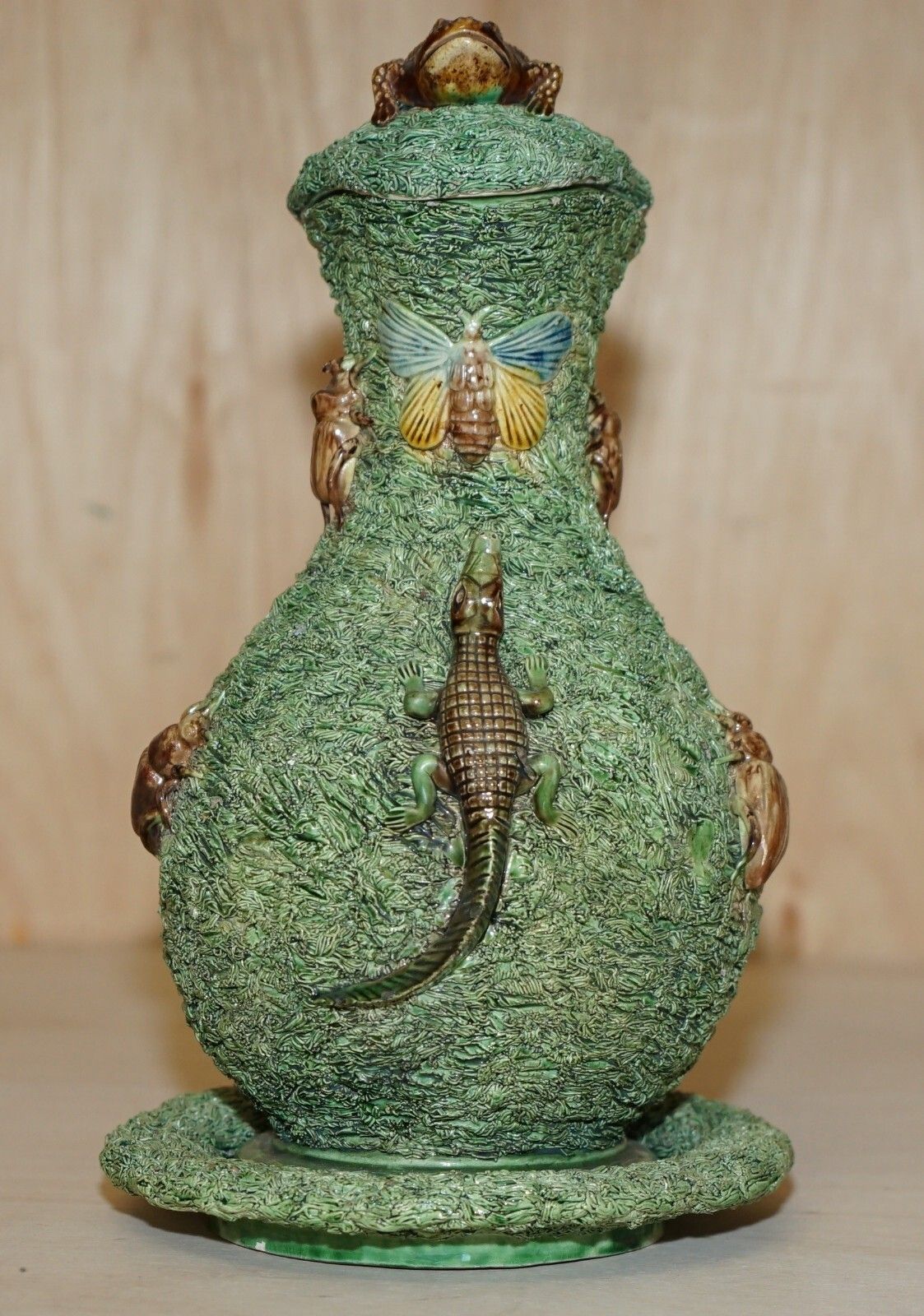 Stunning Portuguese Antique Victorian 1880 Mafra Palissy Ware Ewer Jug & Saucer photo furniture