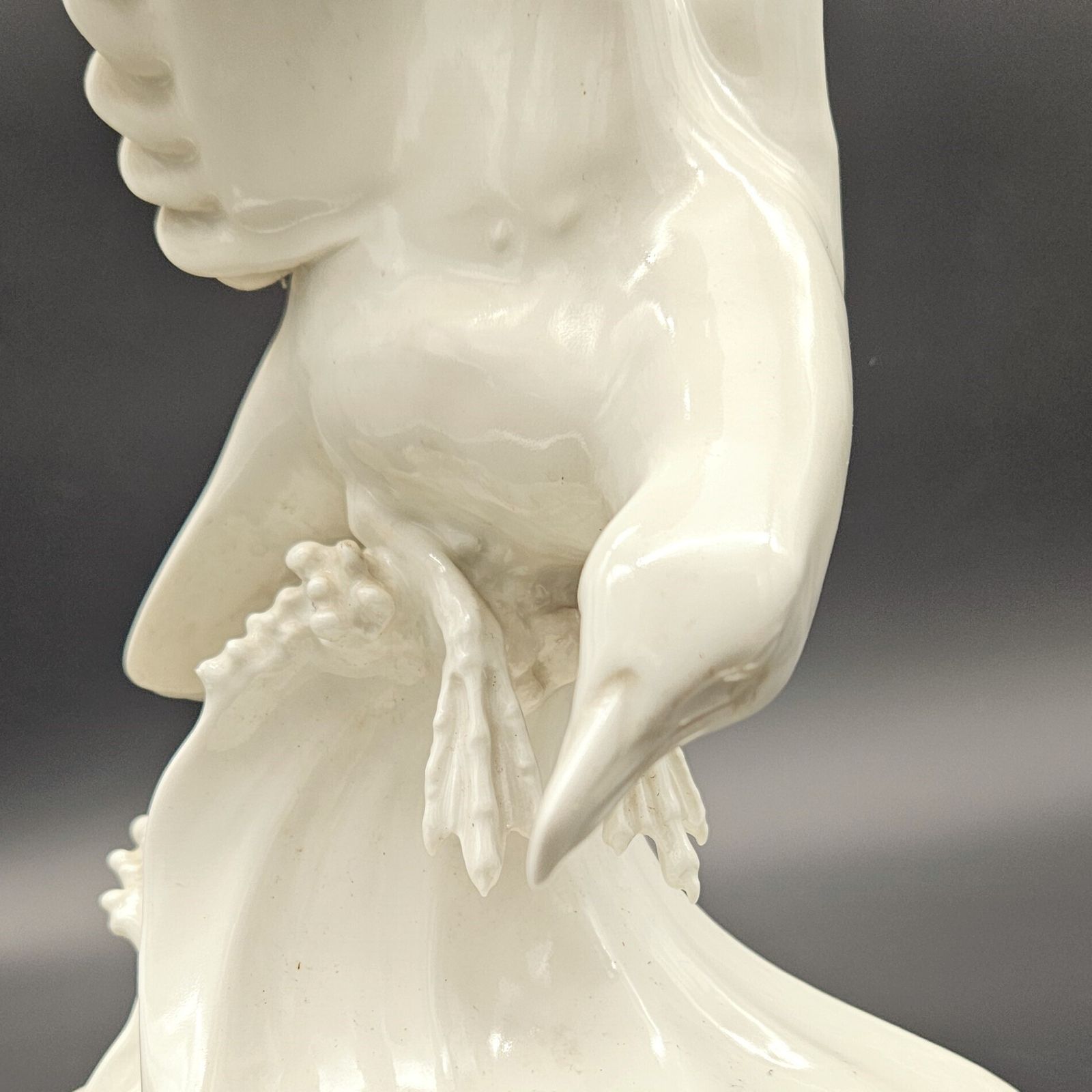 Porcelain Figurine Seagull On Wave By Max Esser For Meissen. 1937 photo furniture