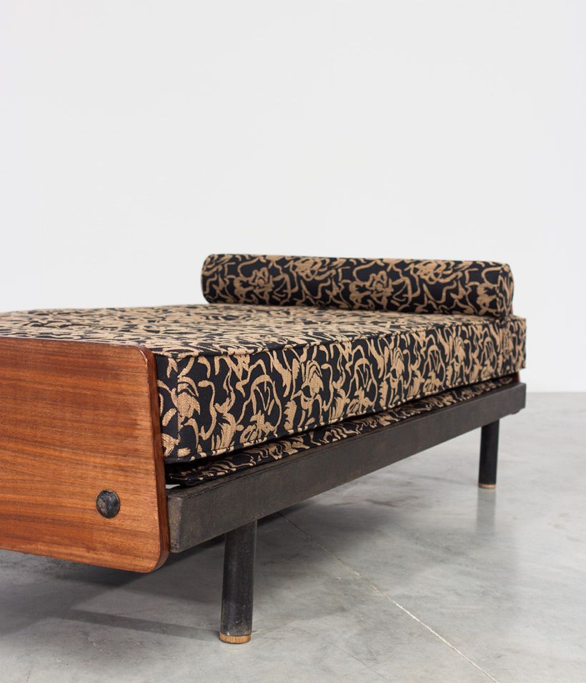 Jean Prouvé Modernist Daybed 1950s France photo vinterior