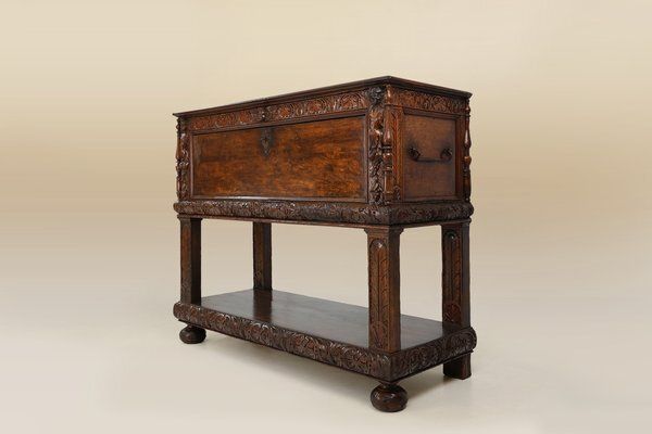 13380.0 Italian Renaissance Cabinet In Walnut With Carvings, 16th Century photo