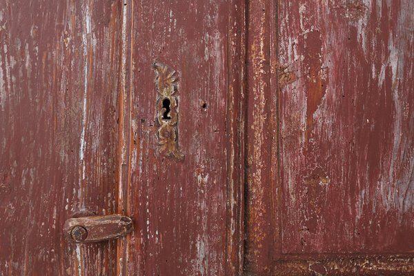 Parisian Rustic Cabinet In Burgundy Painted Pine, 1820s photo vinterior