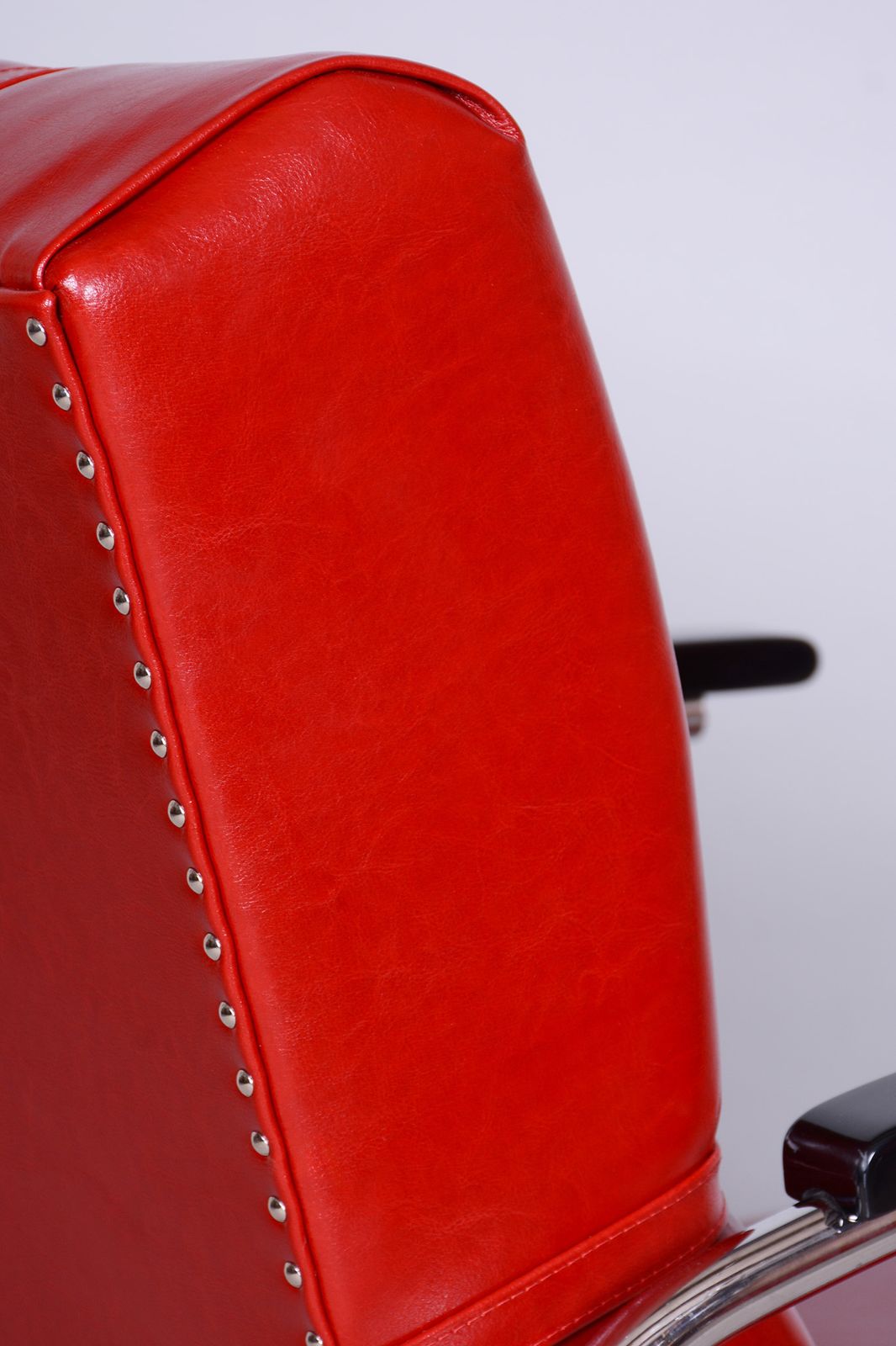 Set Of Two Restored Bauhaus Armchairs, By Vichr A Spol., Chrome, Germany, 1930s photo vinterior
