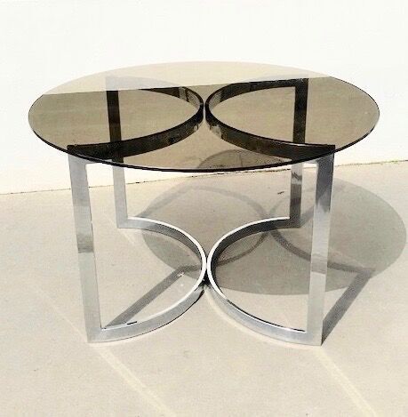 Round Dining Table 1970, 1970s photo furniture