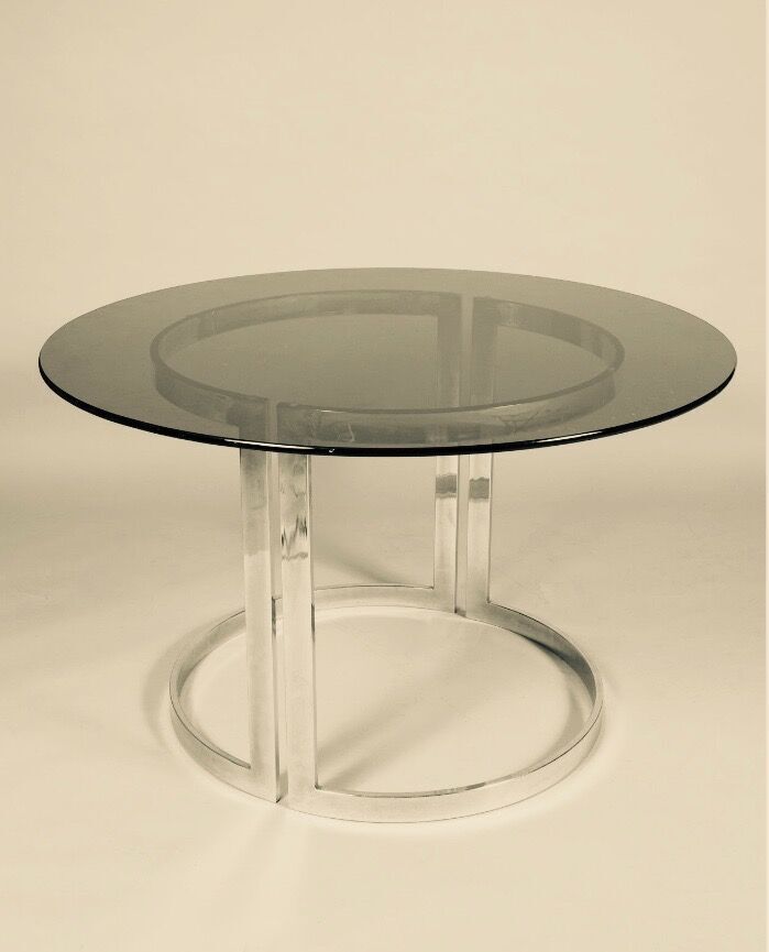 Round Dining Table 1970, 1970s photo Furniture